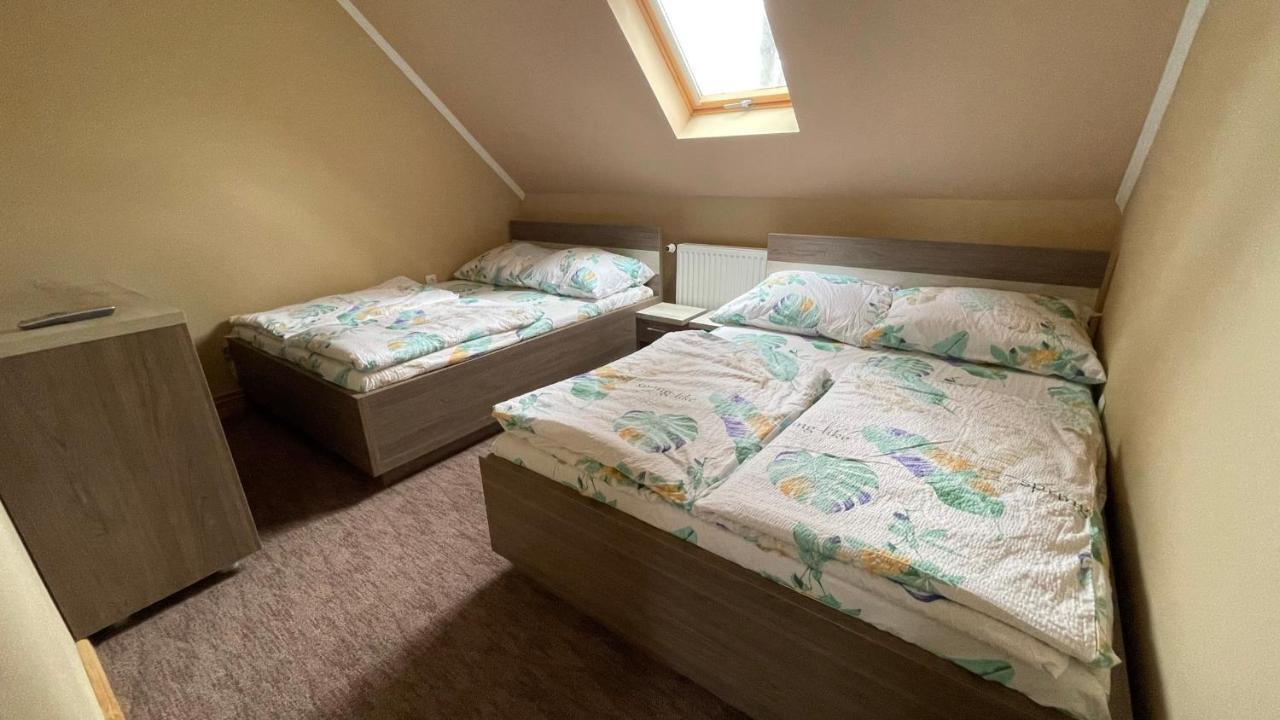 Gratisz Apartman 시오포크 외부 사진